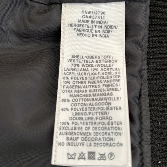 ๐๐๐HOST PICK ๐๐๐ GUC True Religion jacket - Picture 11 of 11